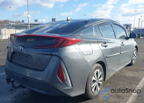 2017 Toyota Prius Prime Premium из США, поврежденный, VIN JTDKARFP8H3056423
